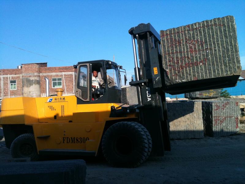 回訪客戶（圖爲我公司FDM8300）