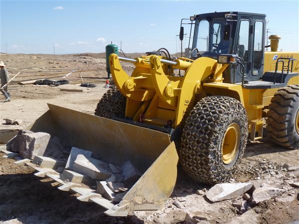 回訪内蒙古客戶（圖爲我公司FDM756T-16）